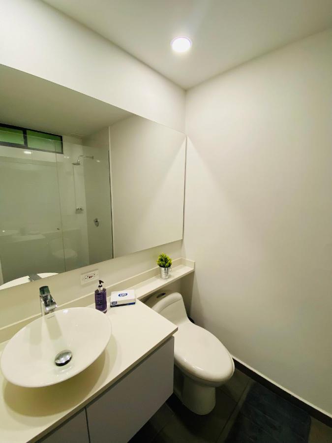 Apartamento Lauret En Laureles Medellín Buitenkant foto
