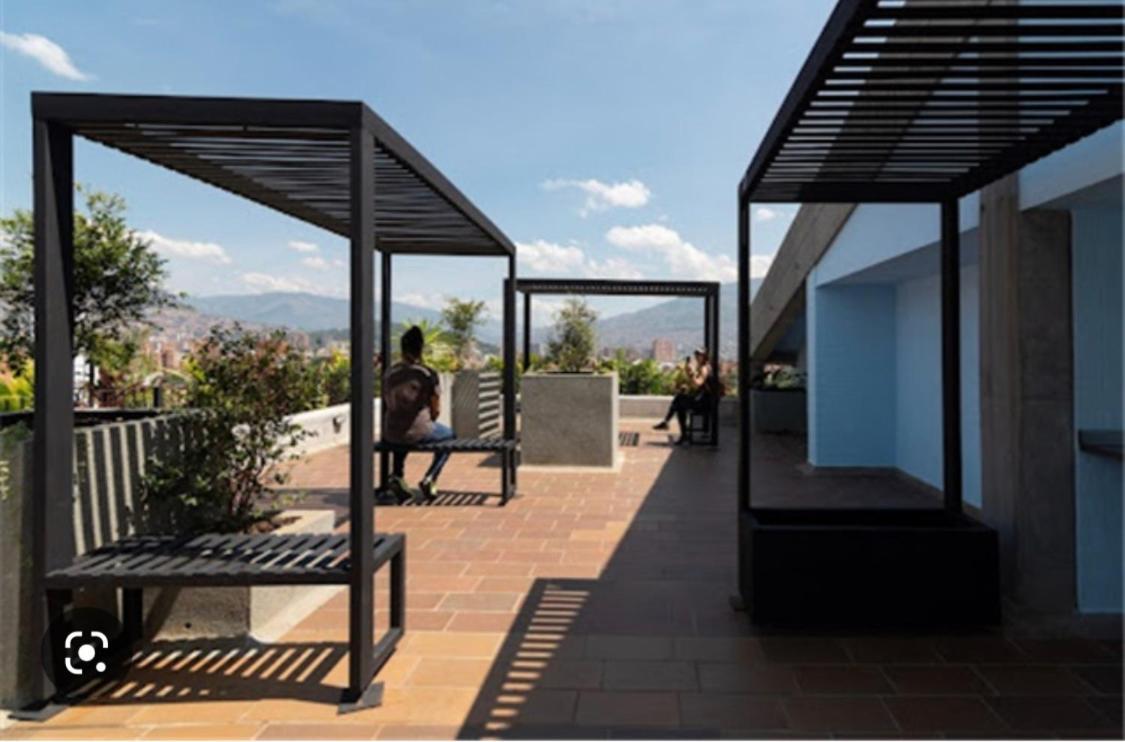Apartamento Lauret En Laureles Medellín Buitenkant foto